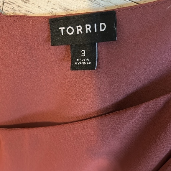 Torrid Chiffon Swing Cami Top | SIZE 3 (22-24) - Picture 3 of 5